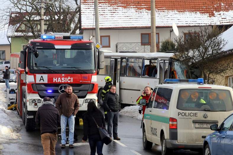 Screenshot-2018-1-28 Dopravní nehoda v Haluzicích